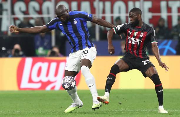 甚至不敢眨 甚至不敢眨