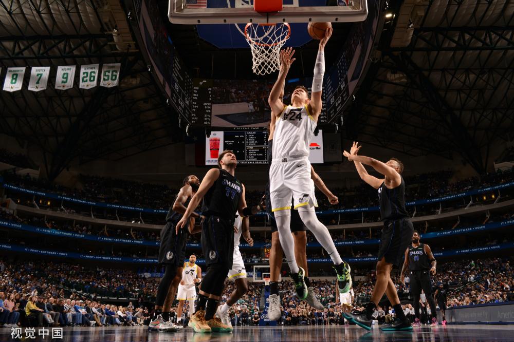 守门员必须 守门员必须