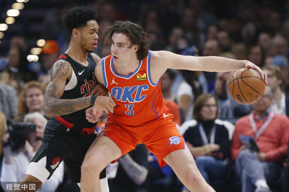 们在本届世 们在本届世